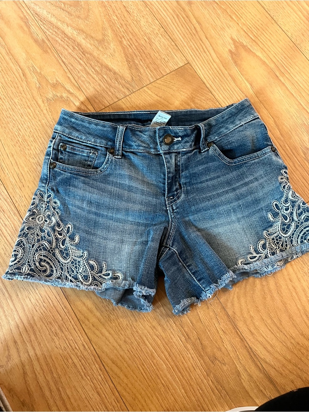 Cache Blue Denim Shorts with White Lace Embroidery